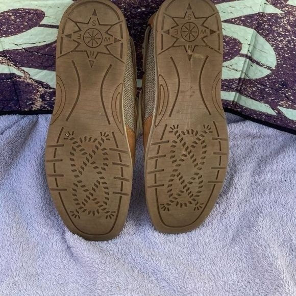 White Mountain Tan Leather Deck Shoes - Picture 2 of 6